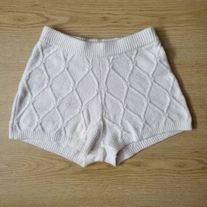 Old Navy Diamond Stitch Cable-Knit Shorts